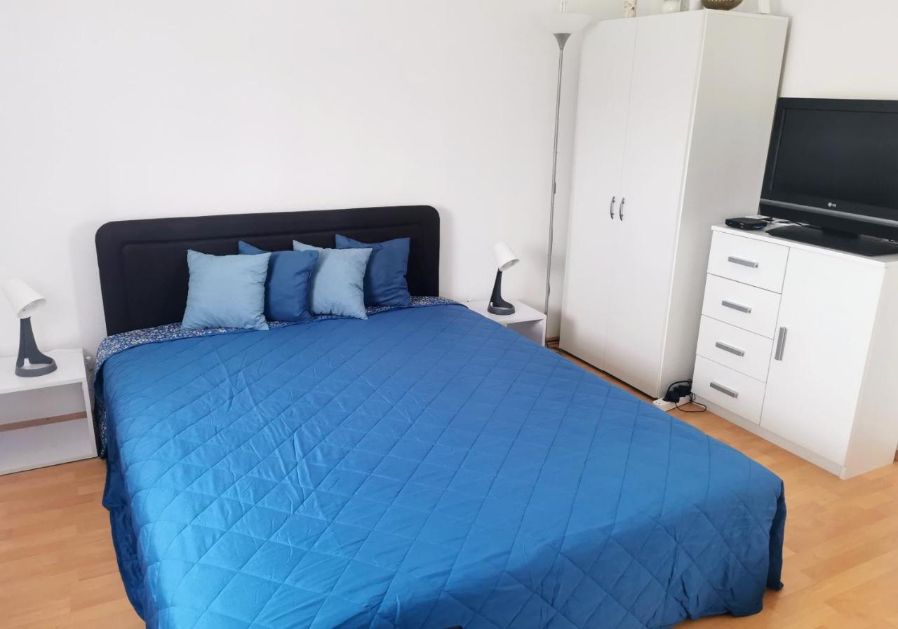 Dani Home Apartman ไฮจ์ดุสโซบอสโล ภายนอก รูปภาพ